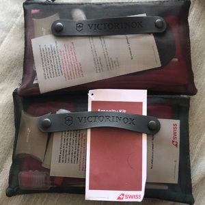 Victorinox Swiss Amenity Kit - Black Mesh NEW